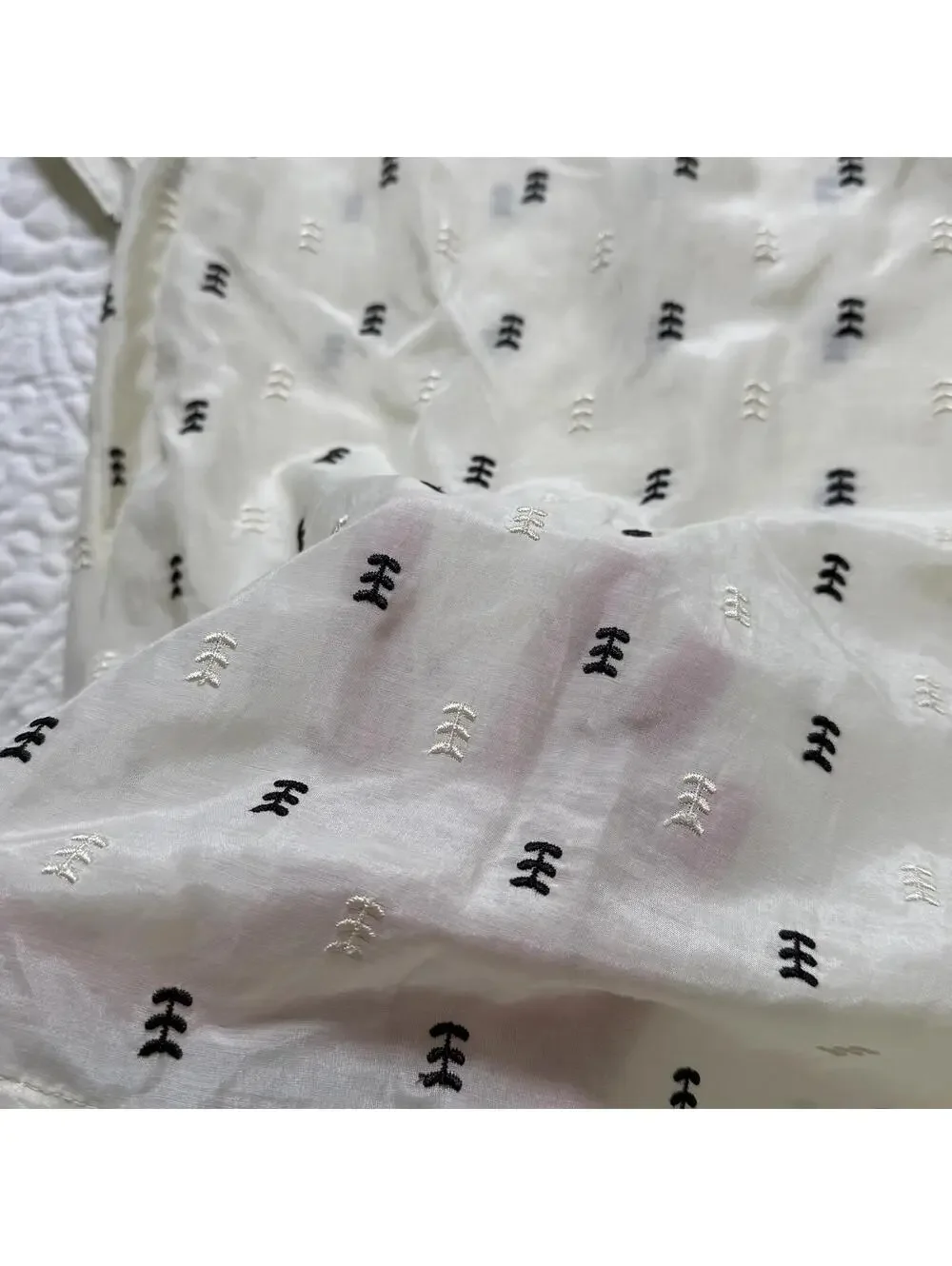 J.CREW Silk Blend‎ SZ 2 Short Sleeve Sheer Cream Embroidered Luxury Blouse NWT